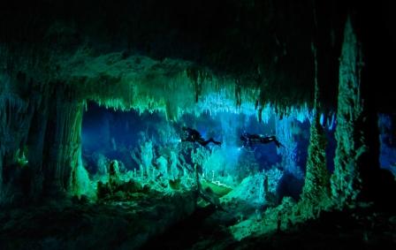 Buceo en Cuevas y Cavernas
